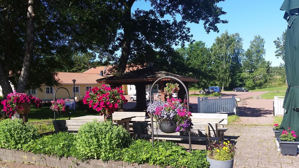 Basto Hotel & Stugby Palsbole Buitenkant foto